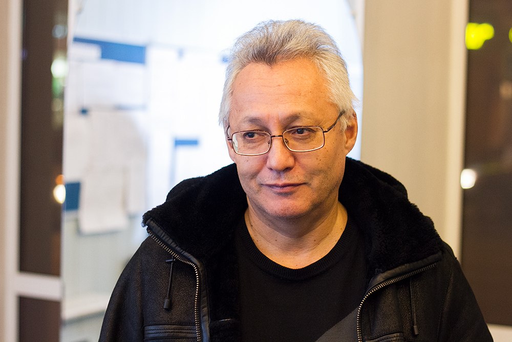 «Давление на бизнес тогда и сейчас — несопоставимы»: бизнесмен, журналист и экономист вспоминают кризис 1998 года