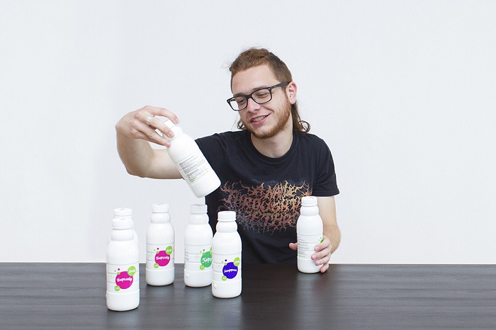 «Кефир на первом месте». Иностранцы из Кении, Италии и Китая впервые пробуют российские молочные продукты