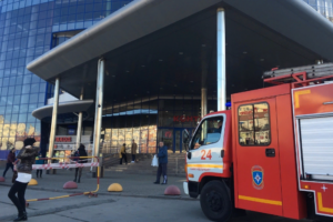 В Петербурге эвакуировали посетителей трех торговых центров «Континент»