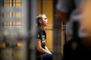 На москвичку составили протокол за «выкрикивание антиправительственного лозунга: „Иван Голунов“».