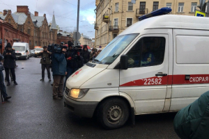 Роспотребнадзор подал еще один иск к петербурженке Алле Ильиной, сбежавшей из-под коронавирусного карантина. Суд его не принял. Обновлено