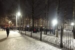 Во Всеволожске из-за сообщений о минировании эвакуируют школы