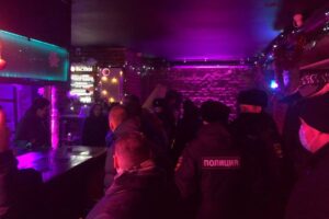 В барах на Рубинштейна — обыски. Рестораторов подозревают в мошенничестве