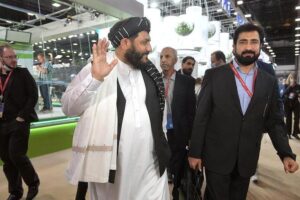 Меньше вечеринок, больше соглашений. Как изменились международные форумы Петербурга, где уже почти нет иностранцев