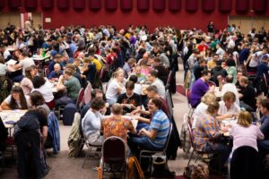 Вдохновляющее хобби — ‎интеллектуальные игры. Как они расширяют круг знакомств и где в Петербурге играть в спортивное «Что? Где? Когда?»