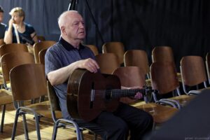 В Петербурге отменили концерт Татьяны и Сергея Никитиных. Ранее Z-активисты обвинили бардов в финансировании ВСУ