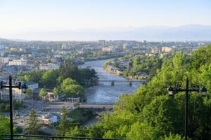 Kutaisi Guide: Stroll Through the Royal and Jewish Quarters, Ride the Cable Car, and Watch the Sunset by the Thousand-Year-Old Bagrati Cathedral