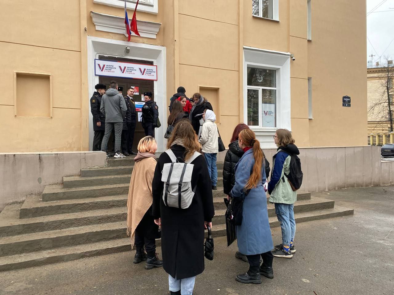 Фото: «Бумага», читатели «Бумаги»