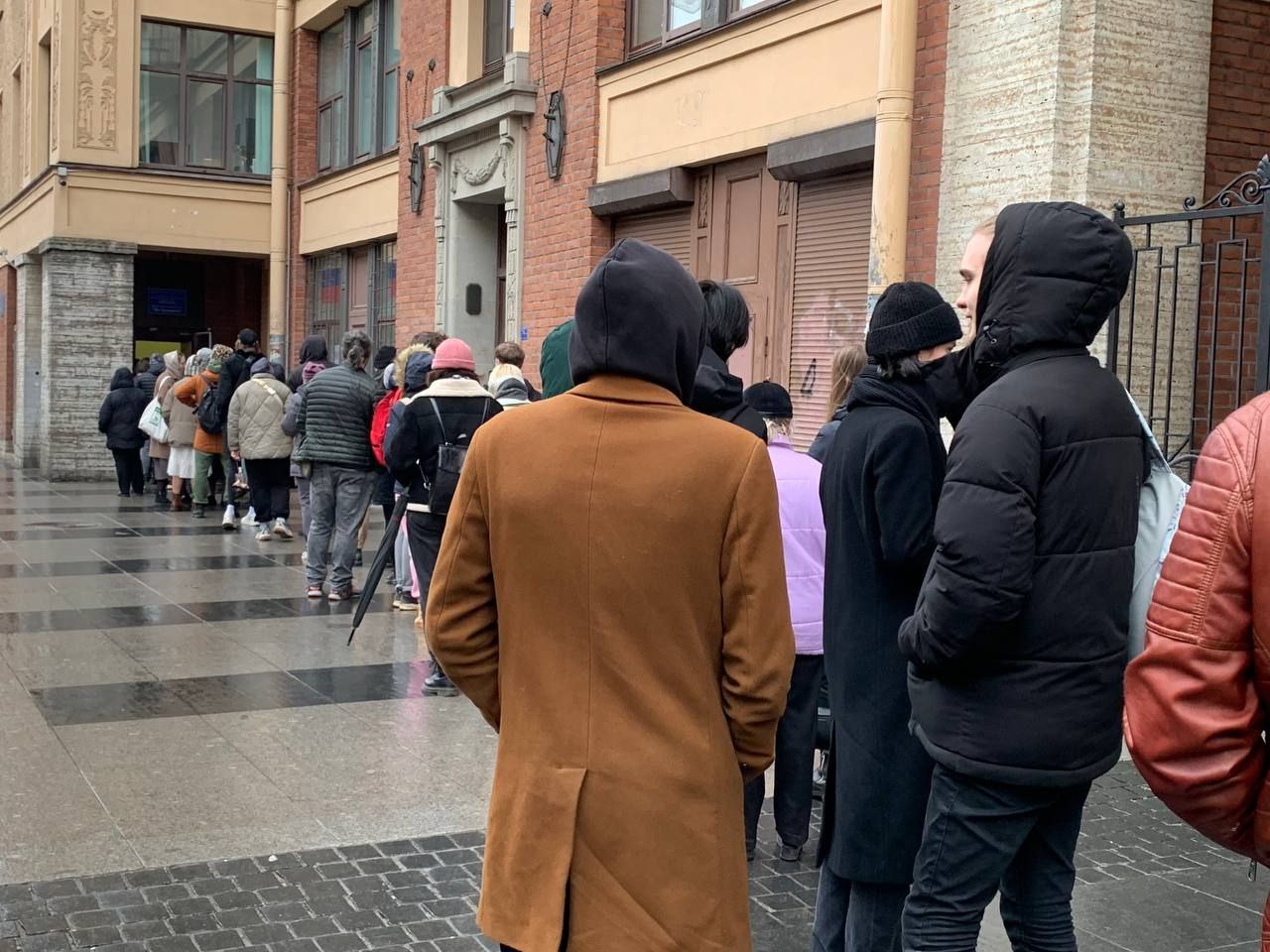 Фото: «Бумага», читатели «Бумаги»