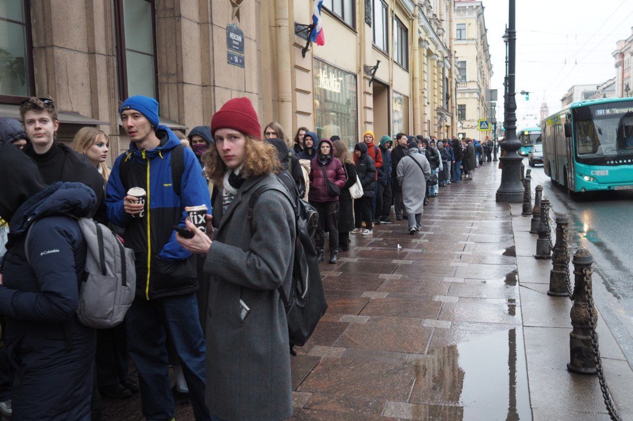 Фото: «Бумага», читатели «Бумаги»