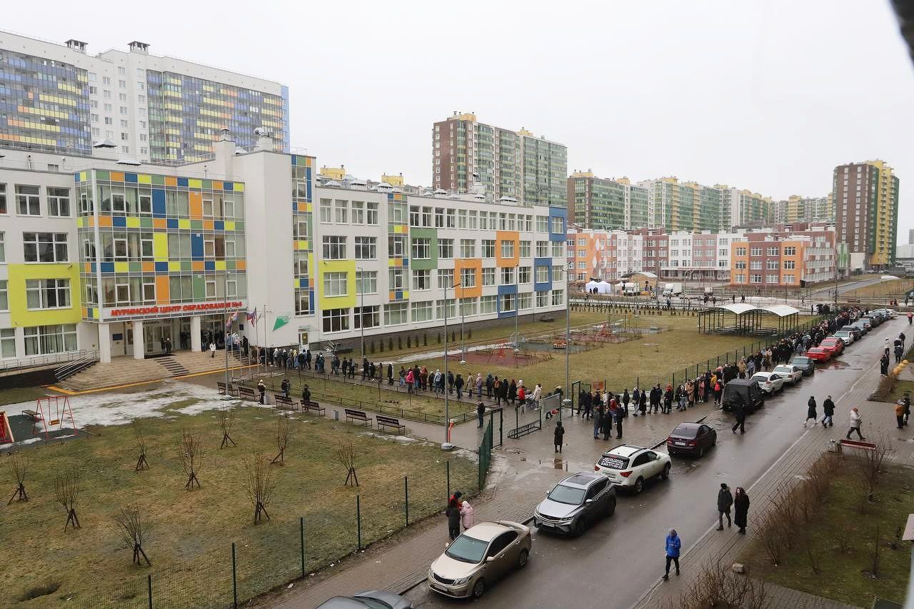 Фото: «Бумага», читатели «Бумаги»