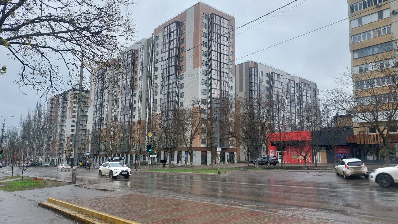 Вид на ЖК «Ленинградский квартал» в 2025 году. Фото: Телеграм-чат «ЖК Ленинградский квартал Мариуполь»