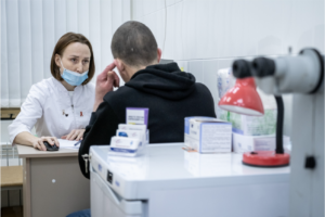 Психозы, ломки и химсекс. Почему новые наркотики опаснее героина и кто помогает их потребителям в Петербурге — интервью с «Гуманитарным действием»