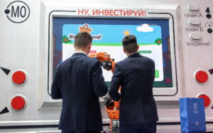 ПМЭФ — это не только вечеринки для богатых. В этом году Петербургу пообещали инвестиций на триллион рублей. На что уйдут эти деньги?