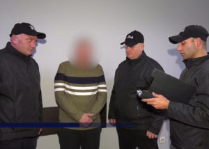 В Кутаиси мужчина подстрелил трех человек. Один из пострадавших скончался