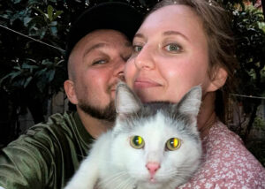 Владимир Дубовский и Алина Савельева уехали из Грузии. Они были задержаны по обвинению в незаконном пересечении границы