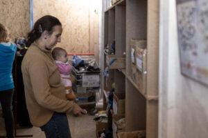 «Змiни На Краще» — одна из немногих волонтерских организаций, оставшихся в Тбилиси с 2022-го. Рассказываем, как она продолжает работать на 1462-й день войны